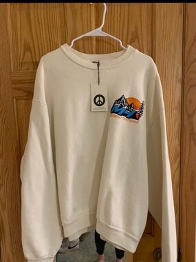 Madhappy Outdoors Graphic Crewneck Sweatshirt - Cream